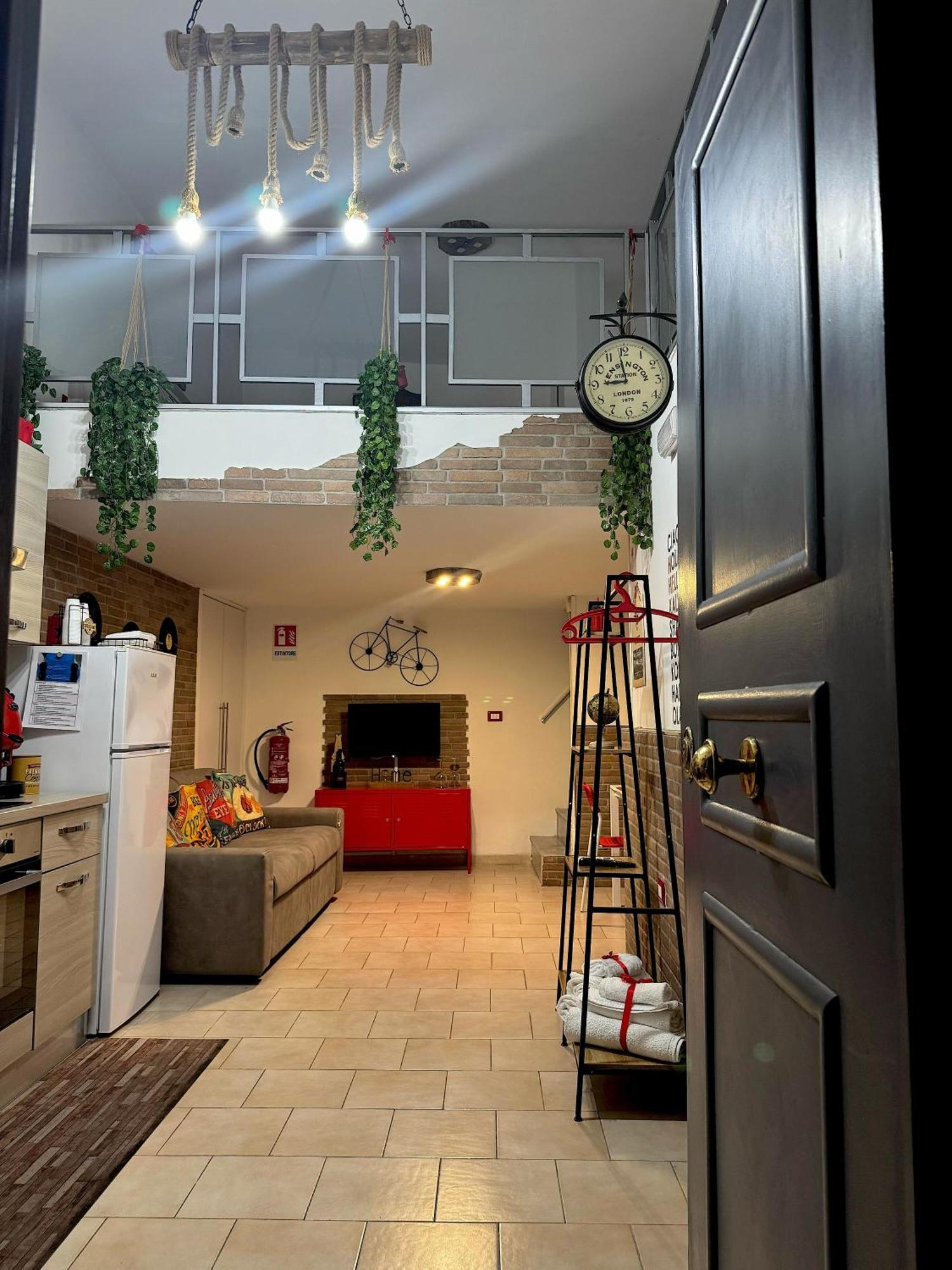 Frizzi & Lazzi House דירה נאפולי